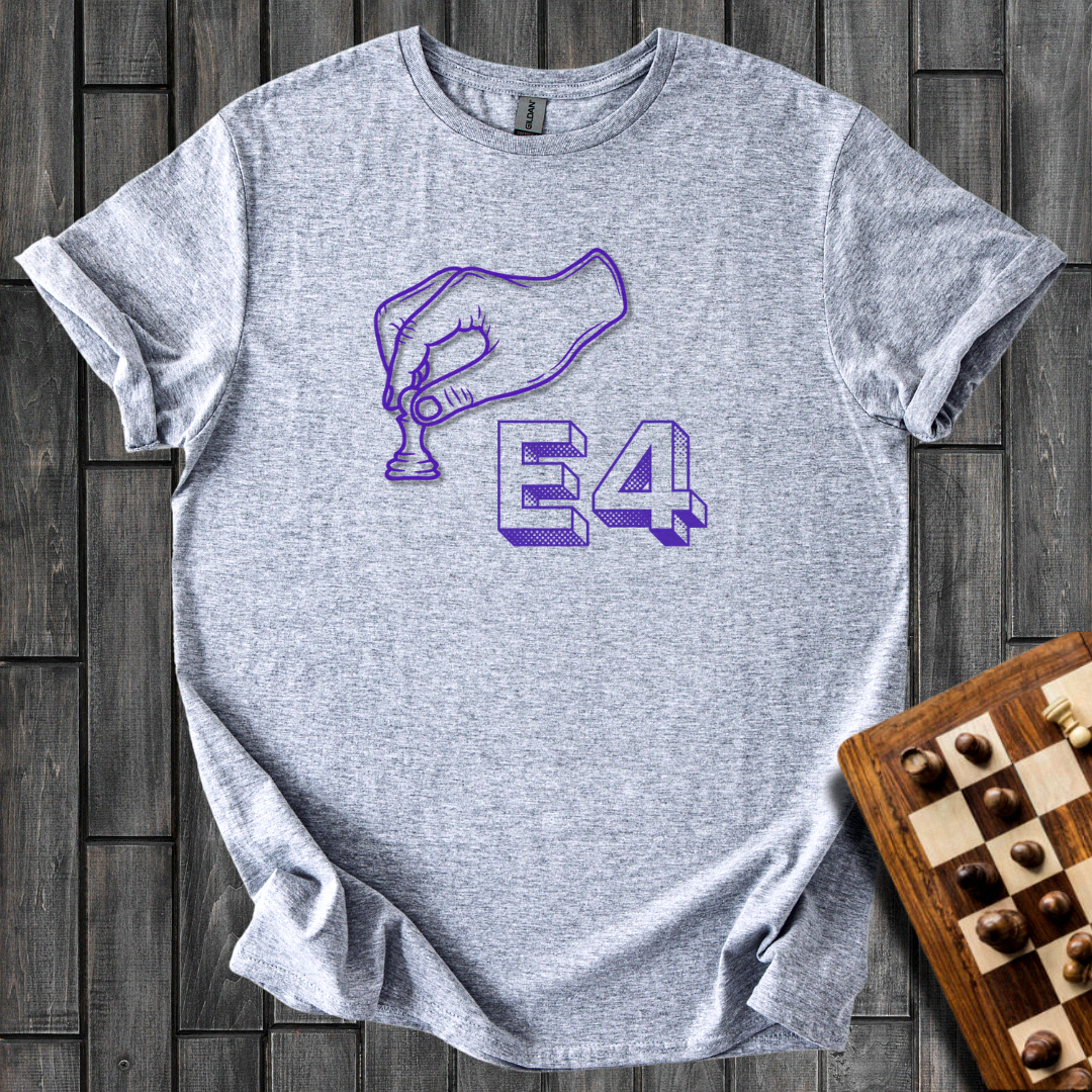 1. e4 Chess T-Shirt