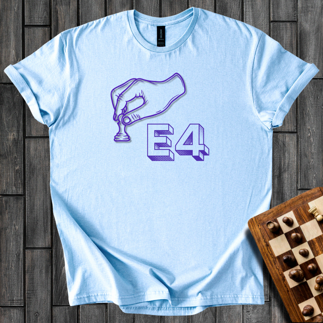 1. e4 Chess T-Shirt