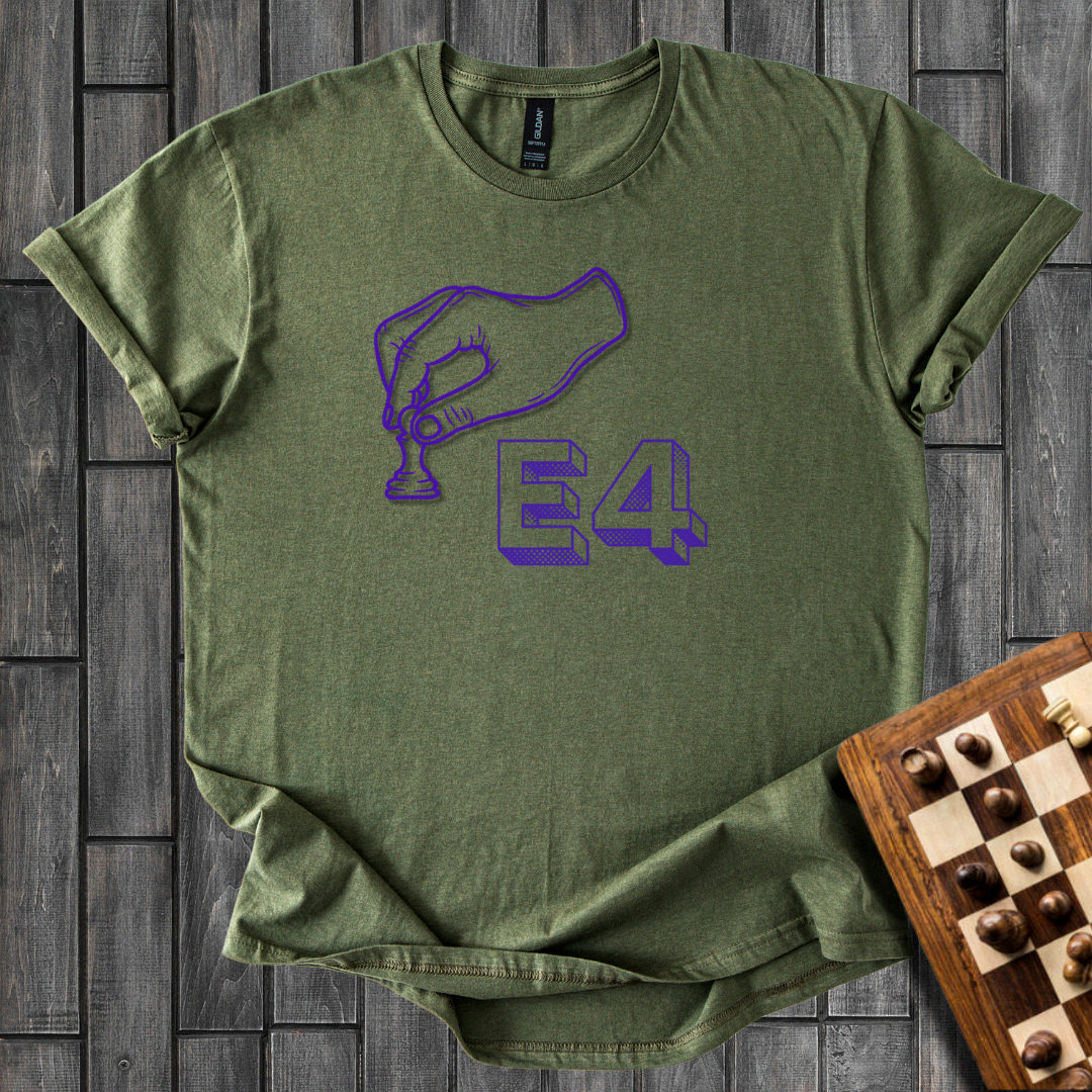 1. e4 Chess T-Shirt